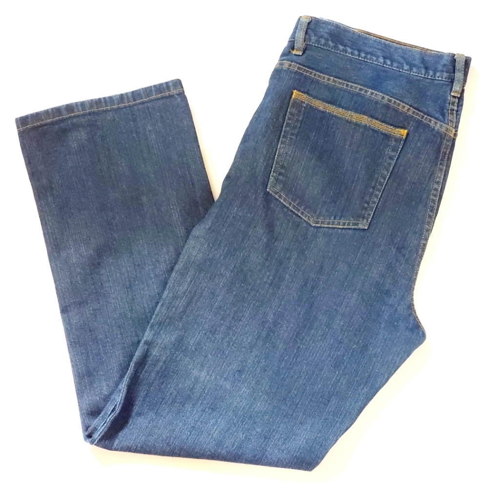 Van Heusen Studio Men's classic straight-leg style 100% Cotton Denim Jeans 38x32